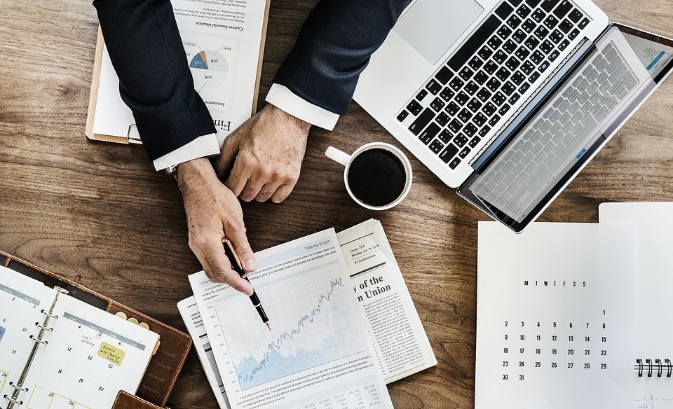 Évaluer les performances de l'équipe commerciale